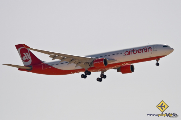 Airbus A330-322