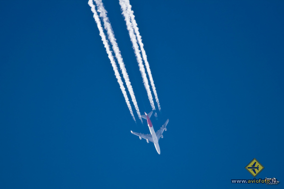 Boeing 747-438
