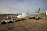 Boeing 737-548