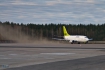 Boeing 737-548