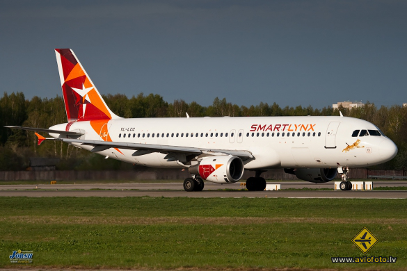 Airbus A320-211