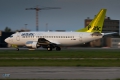 Boeing 737-548