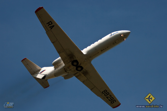 Yakovlev Yak-40