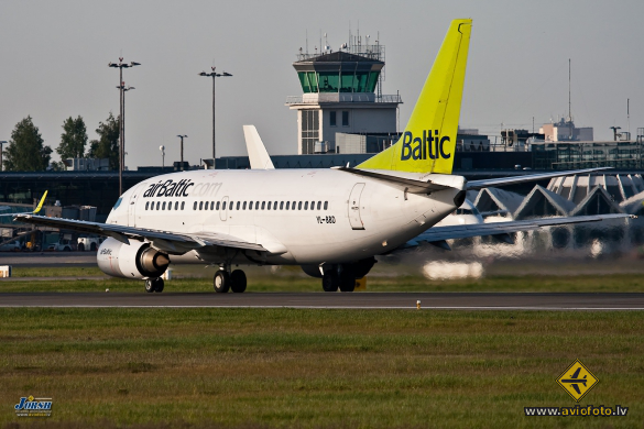 Boeing 737-53S
