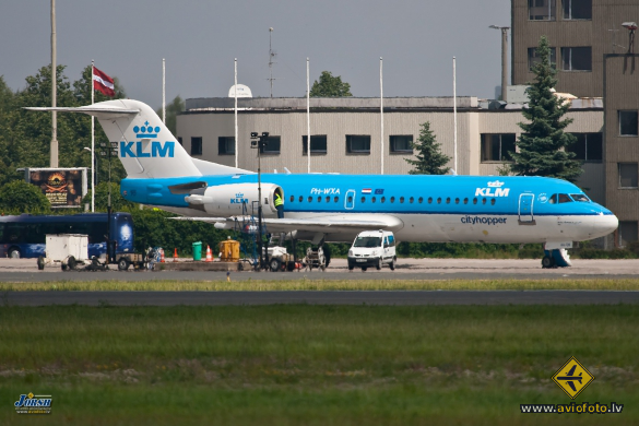Fokker 70 (F-28-0070)