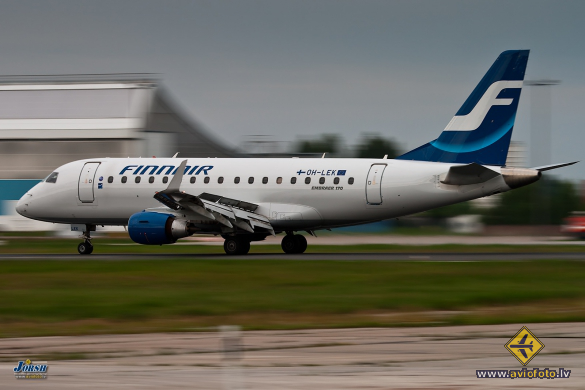 Embraer 170STD (ERJ-170-100STD)