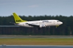 Boeing 737-548