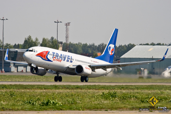 Boeing 737-8CX
