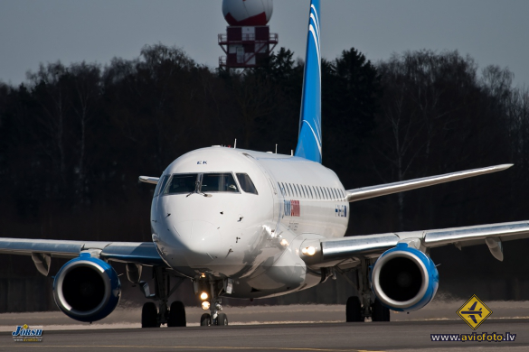 Embraer 170STD (ERJ-170-100STD)