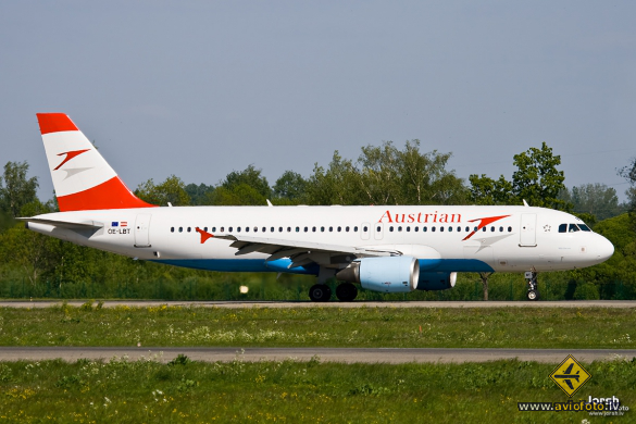 Airbus A320-214