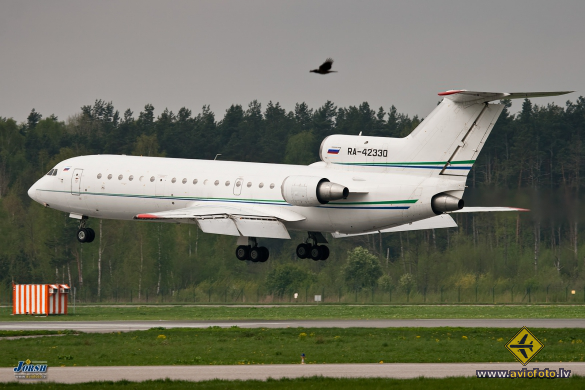 Yakovlev Yak-42D
