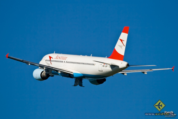 Airbus A320-214