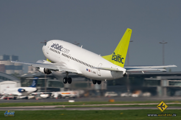 Boeing 737-522