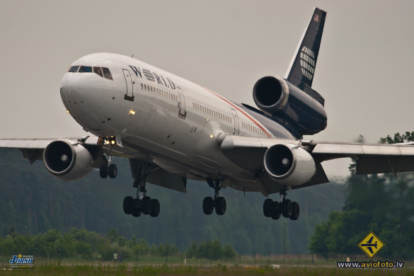 McDonnell Douglas DC-10-30