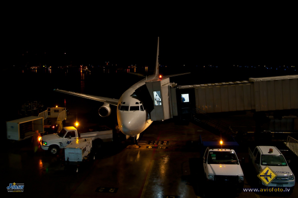 Boeing 737-230/Adv