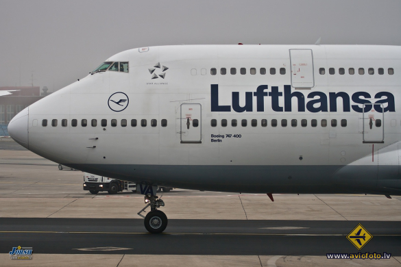 Boeing 747-430