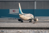 Boeing 737-528