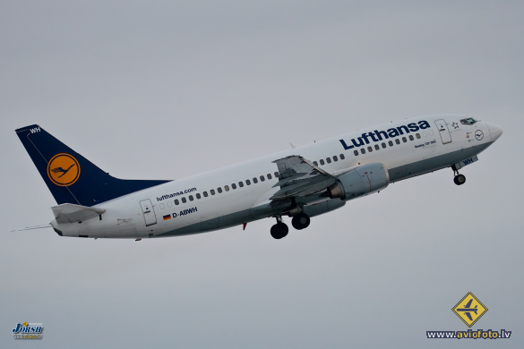 Boeing 737-330