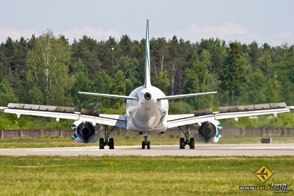 Airbus A320-211