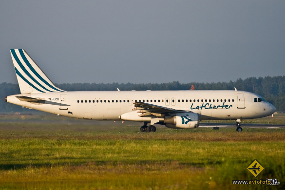 Airbus A320-211