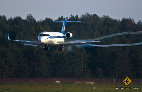 Bombardier CRJ-200ER (CL-600-2B19)