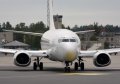 Boeing 737-548