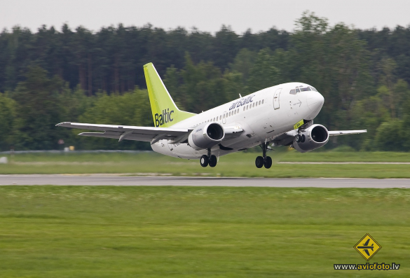 Boeing 737-522