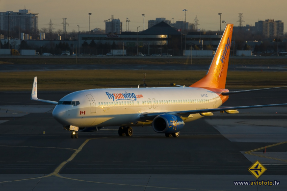 Boeing 737-8BK