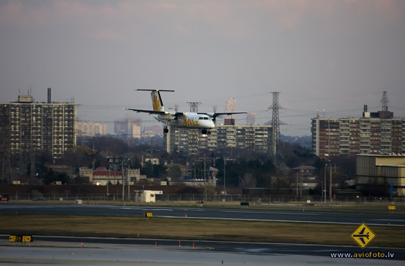 De Havilland Canada DHC-8-102 Dash 8