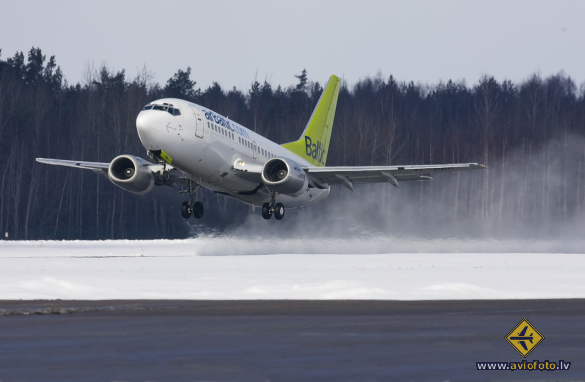 Boeing 737-522