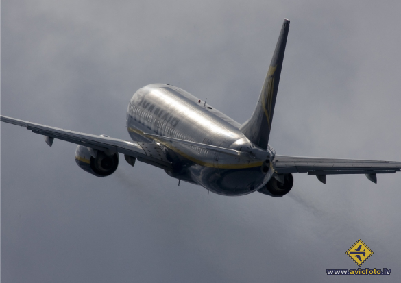 Boeing 737-8AS