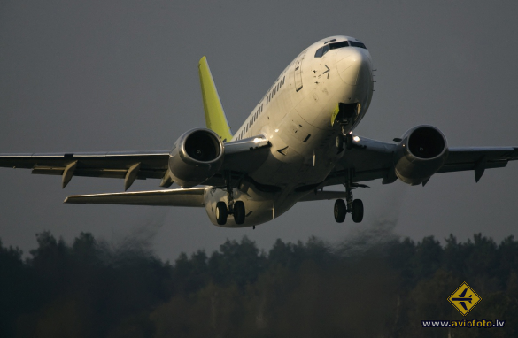 Boeing 737-53S