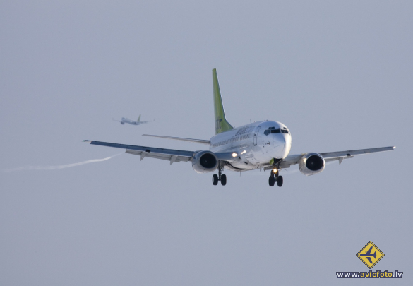 Boeing 737-53S
