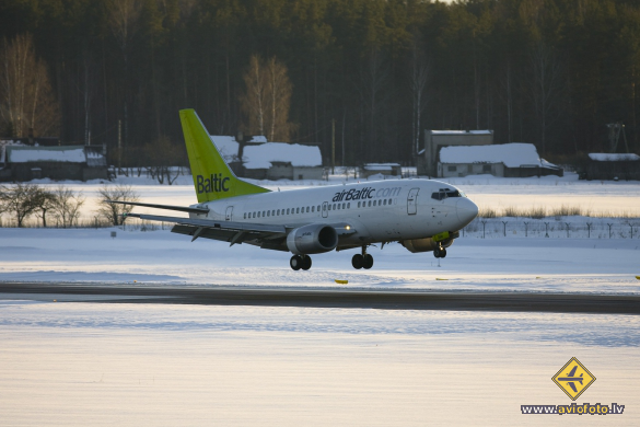 Boeing 737-522