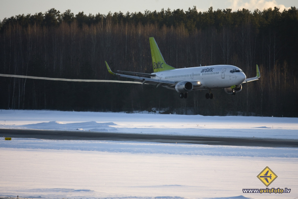 Boeing 737-36Q