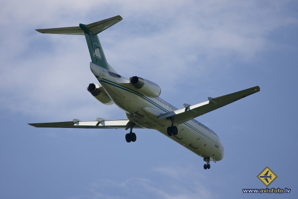 Fokker 100 (F-28-0100)