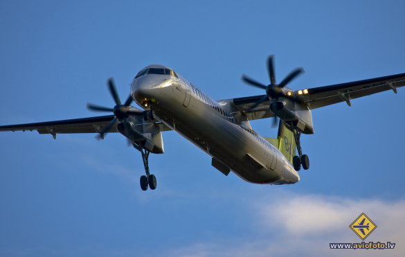 Bombardier DHC-8-402 Q400