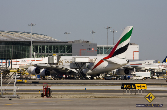 Airbus A380-861