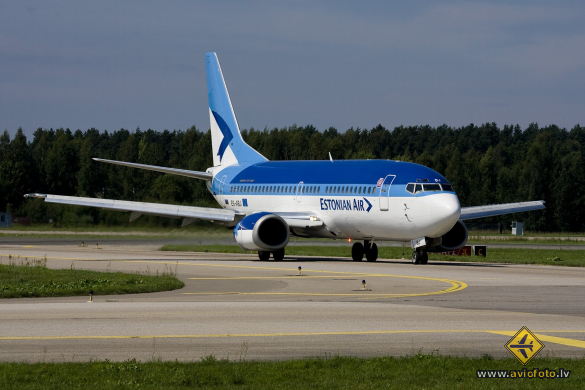 Boeing 737-33R