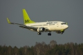 Boeing 737-548