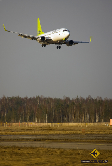 Boeing 737-36Q
