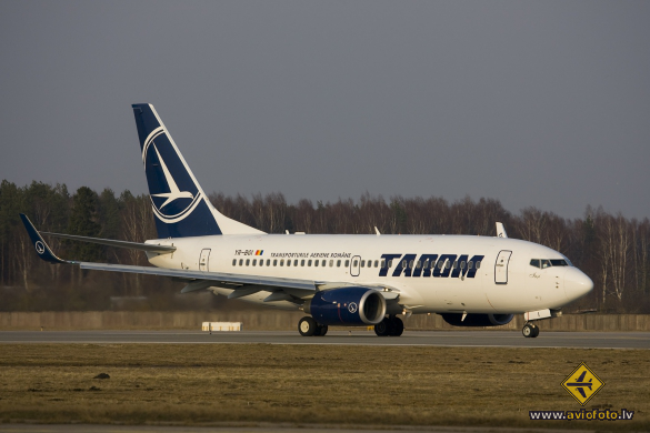 Boeing 737-78J