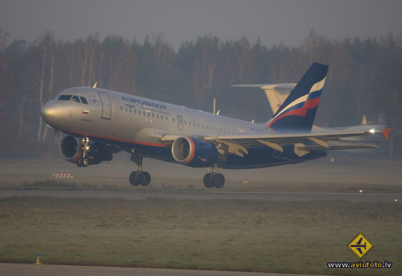 Airbus A319-111