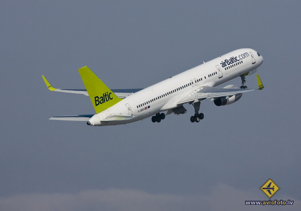 Boeing 757-256
