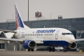 Boeing 737-524
