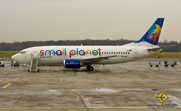 Boeing 737-322