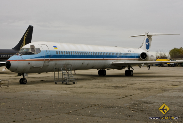 McDonnell Douglas MD-82 (DC-9-82)