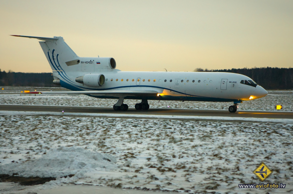 Yakovlev Yak-42D