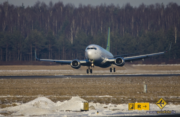 Boeing 737-36Q