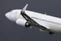 Boeing 737-548